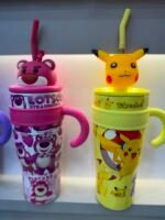 (Caixa Fechado 48peças) Garrafa Quencher 1200 ML com cabecinha Disney - Imagem 4
