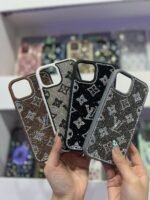 Capa Luxo Strass LV