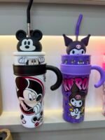 (Caixa Fechado 48peças) Garrafa Quencher 1200 ML com cabecinha Disney - Imagem 3
