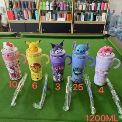 (Caixa Fechado 48peças) Garrafa Quencher 1200 ML com cabecinha Disney
