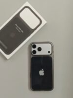 Capa Original com IC MagSafe Policarbonato 18Pro 18PM - Imagem 3