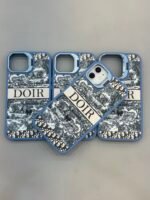 Capa Case Luxo Couro Dior Suporte na Câmera