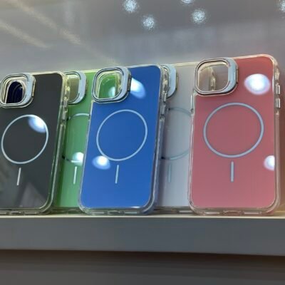 Capa Premium Candy Magsafe Linha 17 com Suporte na Câmera e Película de Lente