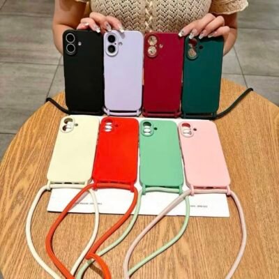 Capa Silicone com Cordão Câmera Fechada