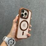 Capa Premium Borda de Couro com MagSafe Suporte na Câmera e Película de Lente de Câmera - Imagem 4