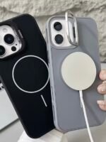 Capa Premium Acrílica Magsafe Linha 17 com Suporte na Câmera e Película de Lente