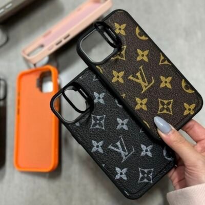 Capa Case Luxo Couro com Suporte na Câmera