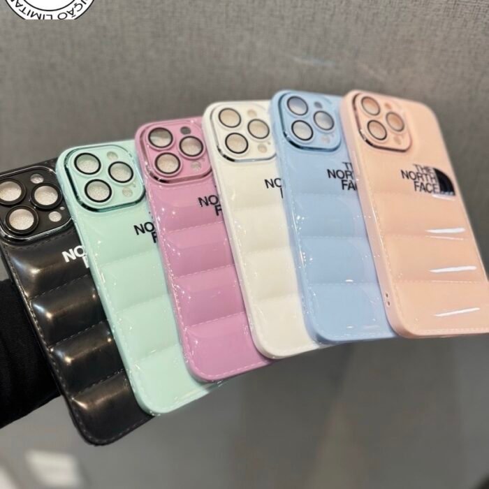 Capa Puffer The North Face Camera Fechada - Imagem 4