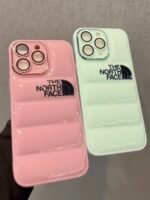 Capa Puffer The North Face Camera Fechada - Imagem 2